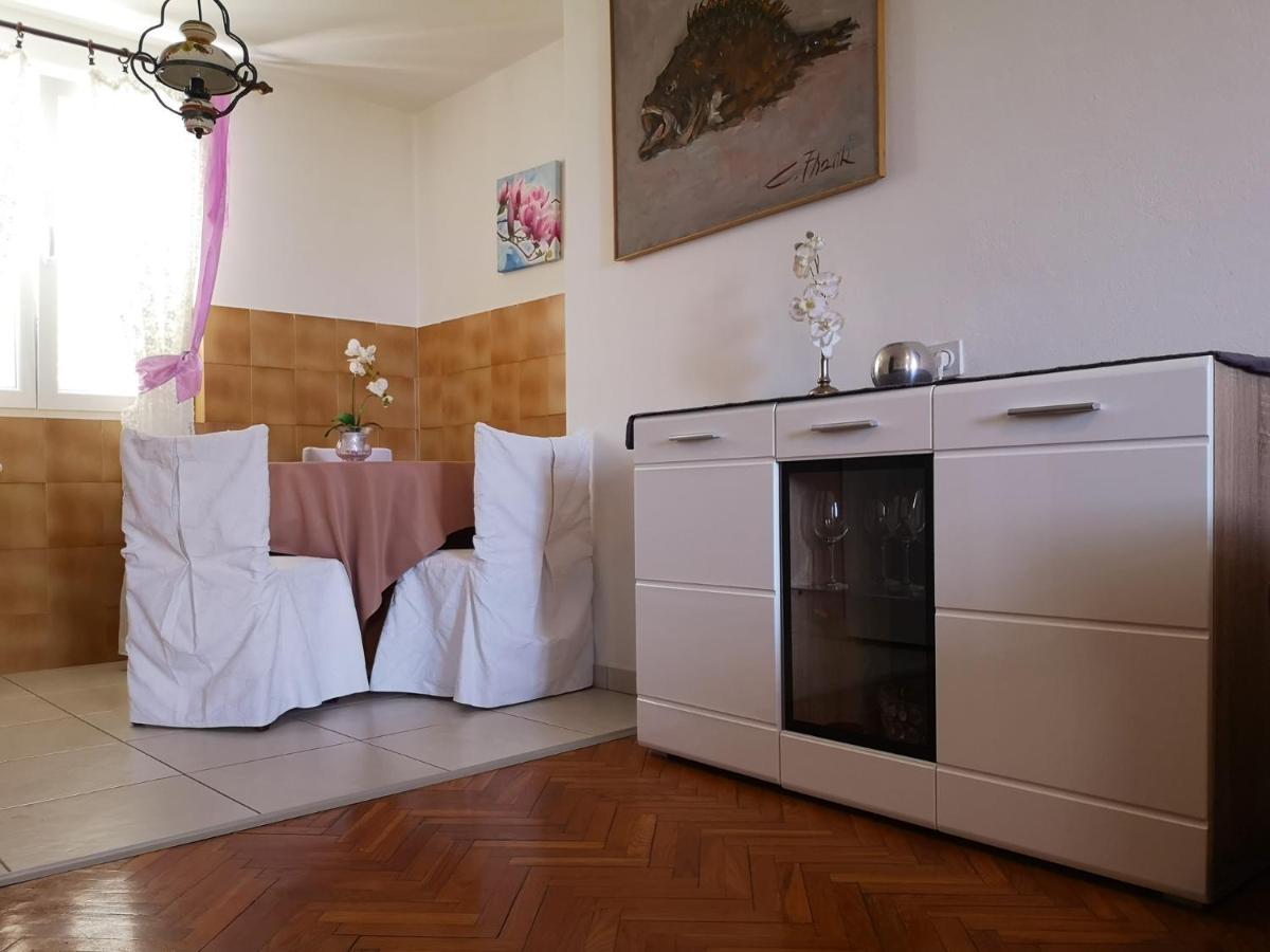 Brzac Apartment Magdic מראה חיצוני תמונה