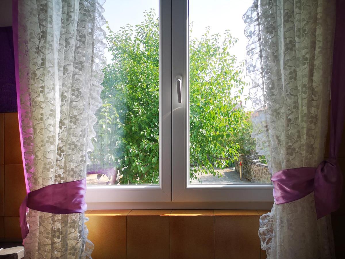 Brzac Apartment Magdic מראה חיצוני תמונה