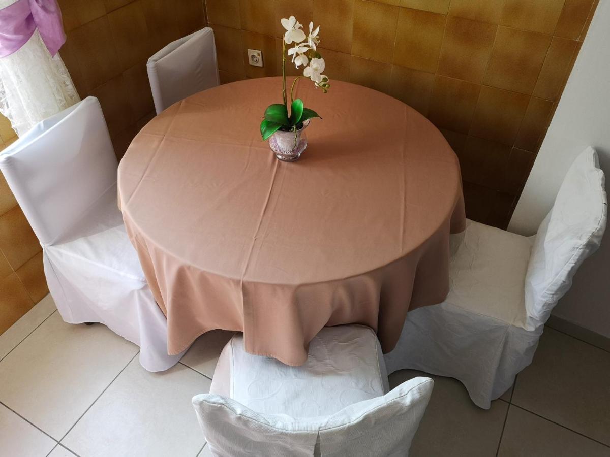 Brzac Apartment Magdic מראה חיצוני תמונה