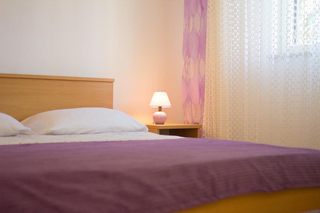 Brzac Apartment Magdic מראה חיצוני תמונה