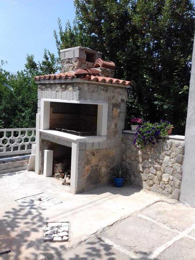 Brzac Apartment Magdic מראה חיצוני תמונה